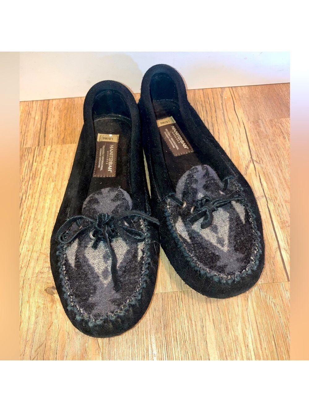 Manitobah Mukluks Leather Wool Mocassins Loafers Driving Slip-on Flats Sz 8